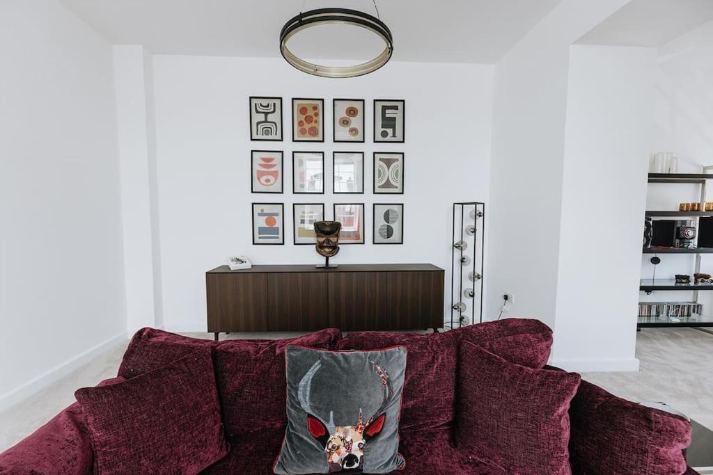 Bobbin Row - Grade 2 Listed Property With A Beautiful Design With Access To Leeds Leeds  Bagian luar foto