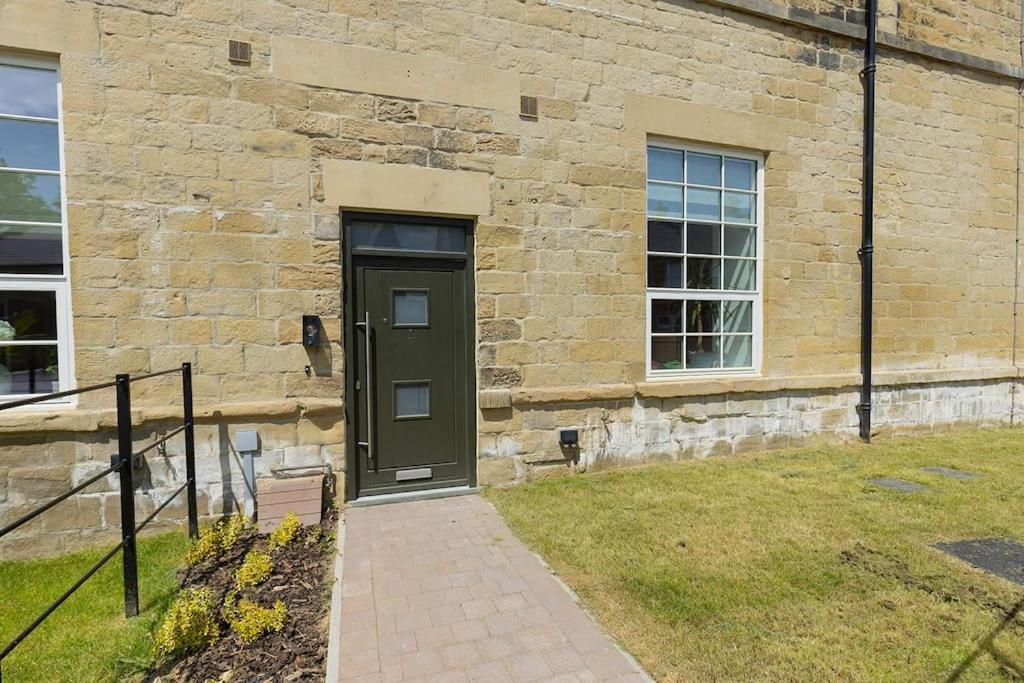 Bobbin Row - Grade 2 Listed Property With A Beautiful Design With Access To Leeds Leeds  Bagian luar foto