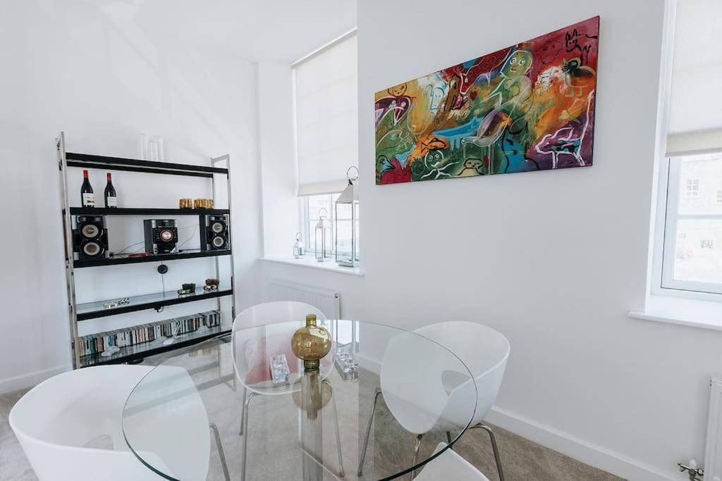Bobbin Row - Grade 2 Listed Property With A Beautiful Design With Access To Leeds Leeds  Bagian luar foto